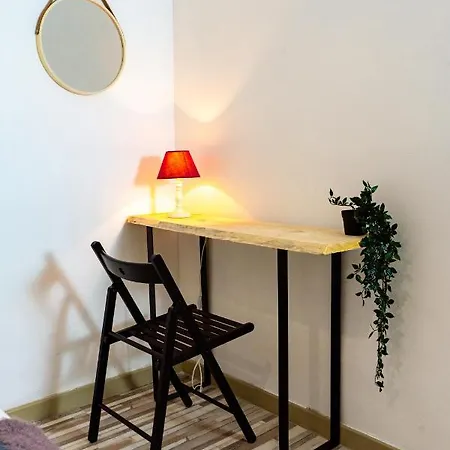 Centrico Alojamiento En By Bebalmy Toledo
